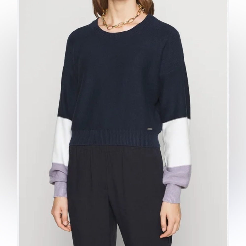 Hollister Navy White Purpke Color block Crew Neck Sweater Size Small